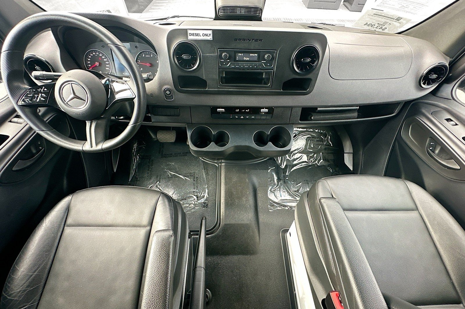 Used 2025 Arctic White Mercedes-Benz  image 6