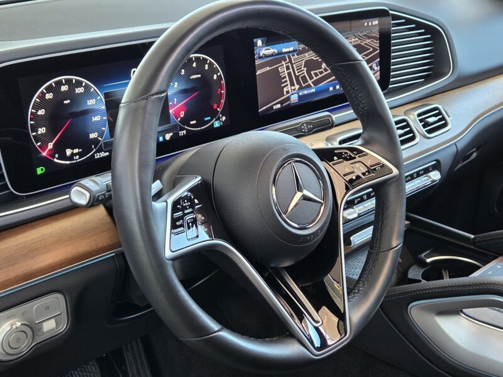 Certified Used 2025 Cirrus Silver Metallic Mercedes-Benz GLE 350 image 25