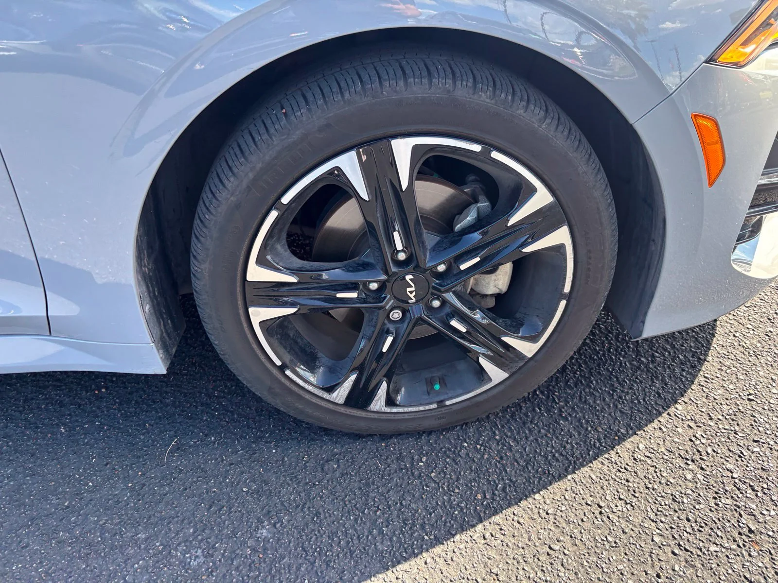 Used 2024 Gray Kia GT-Line image 15