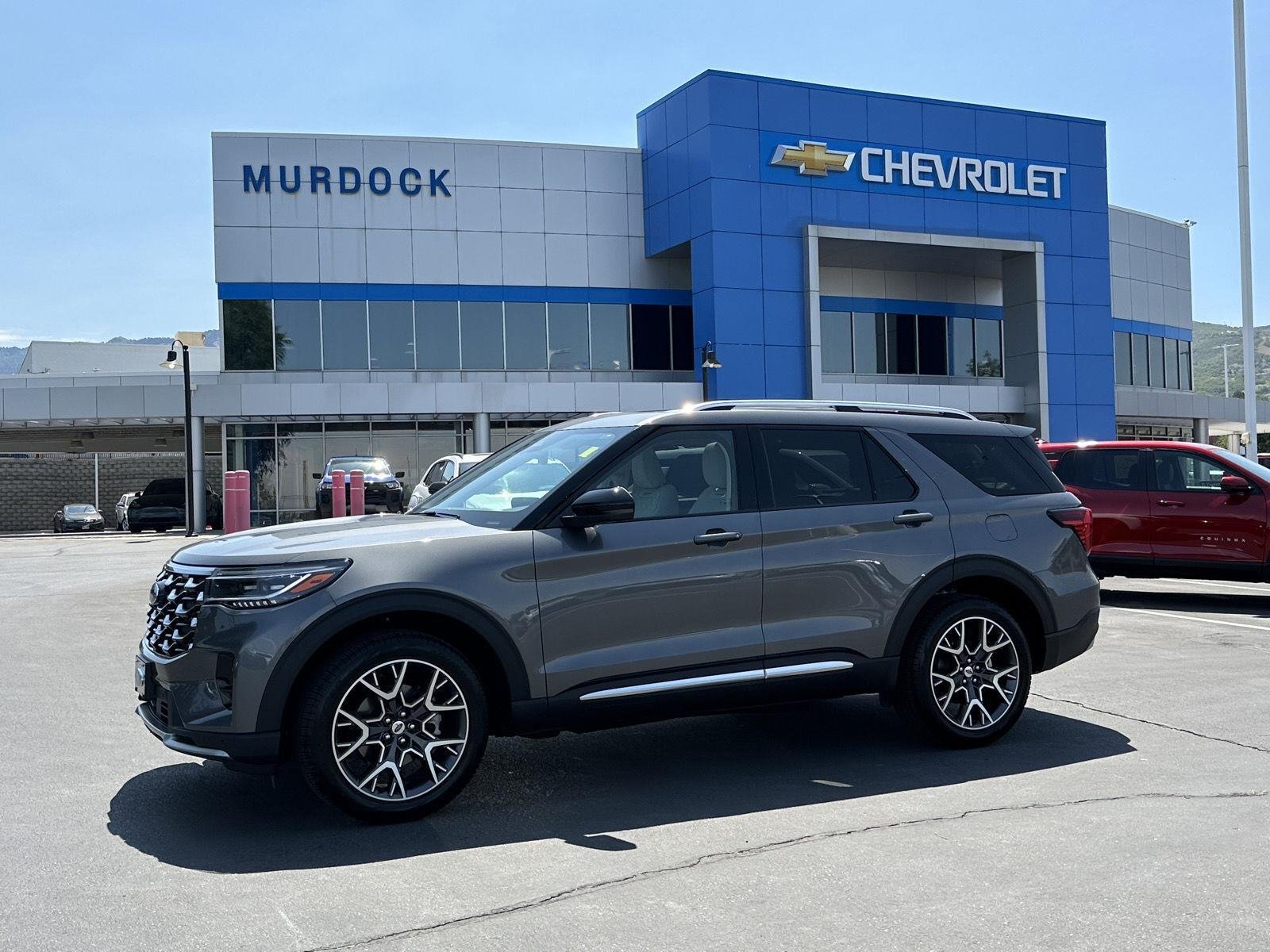2025 Ford Explorer Platinum 4WD (PL535)'s photo