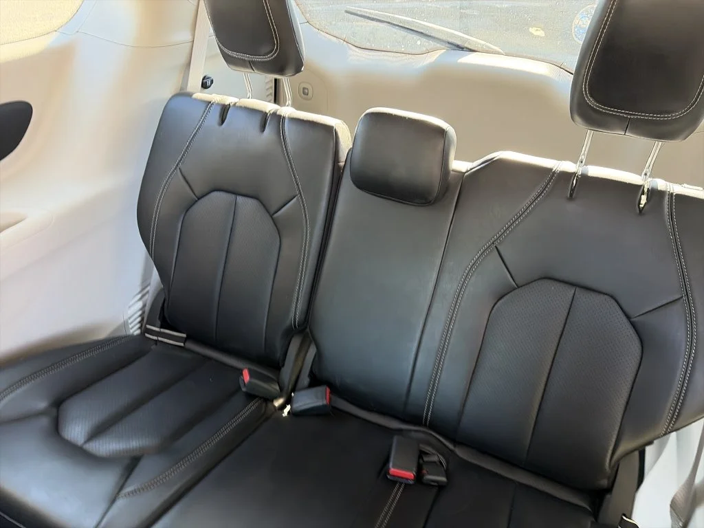 Used 2023 White Chrysler Touring L image 29