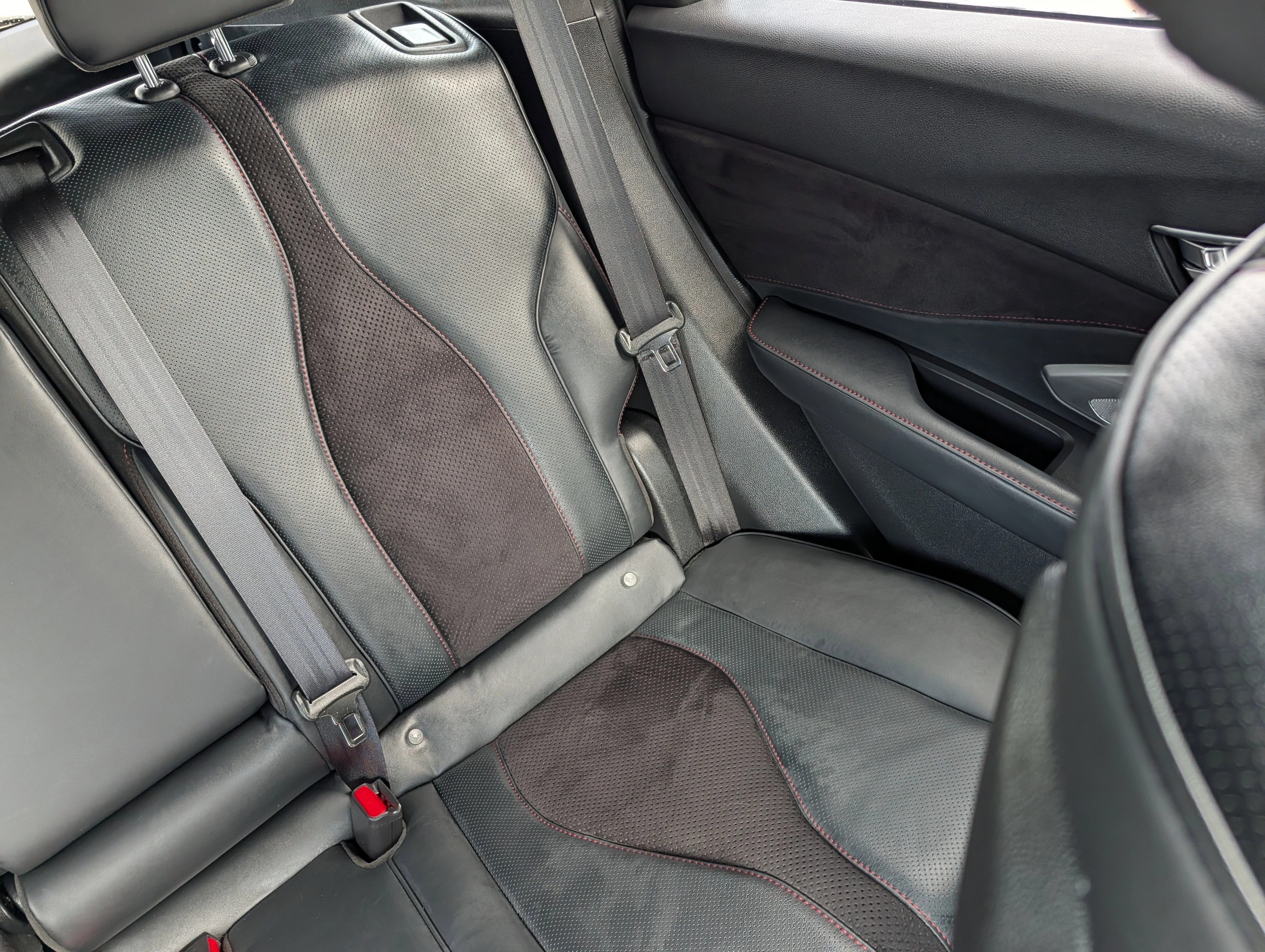 Used 2022 Lunar Silver Metallic Acura w/A-Spec Advance Package image 14