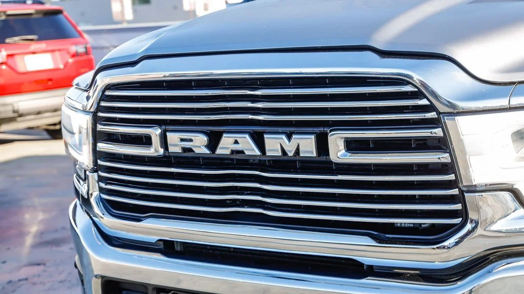 Used 2024 Silver Ram Laramie image 6