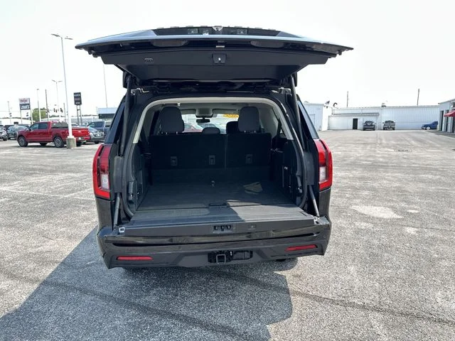 Used 2025 Black Ford Active image 22