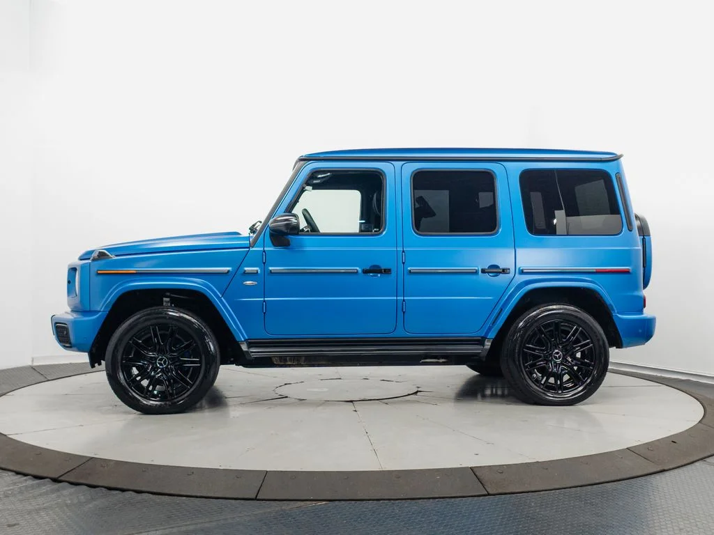 Certified Used 2025 MANUFAKTUR South Sea Blue Magno Mercedes-Benz G 580 image 4