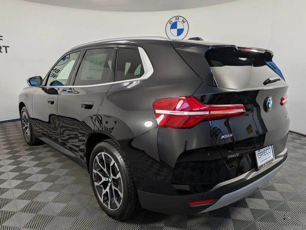New 2026 Black Sapphire Metallic BMW 30 xDrive image 8