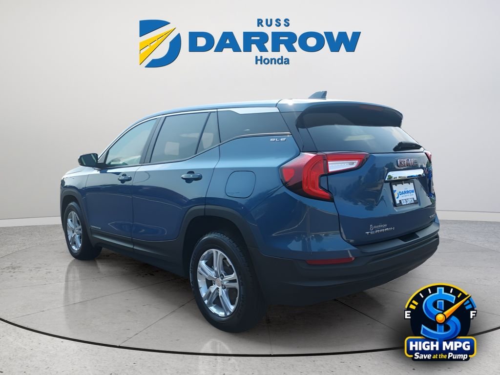 Used 2024 Blue GMC SLE image 3
