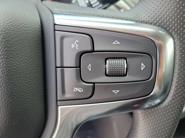 New 2026 Black Chevrolet 2LT image 25