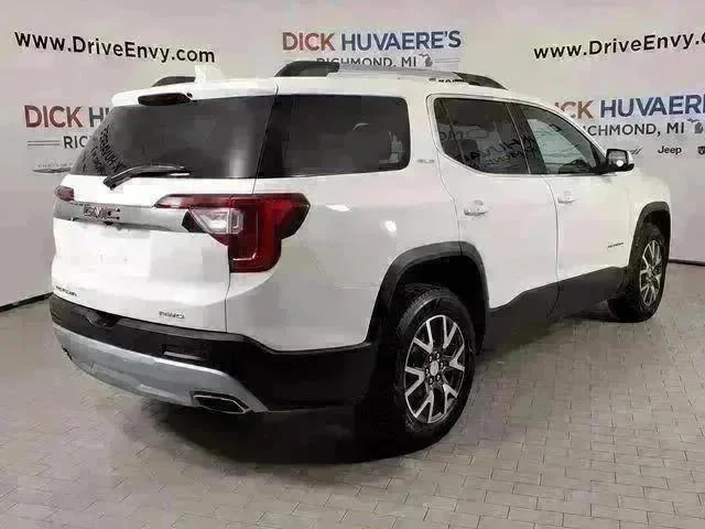 Used 2020 White GMC SLE image 4