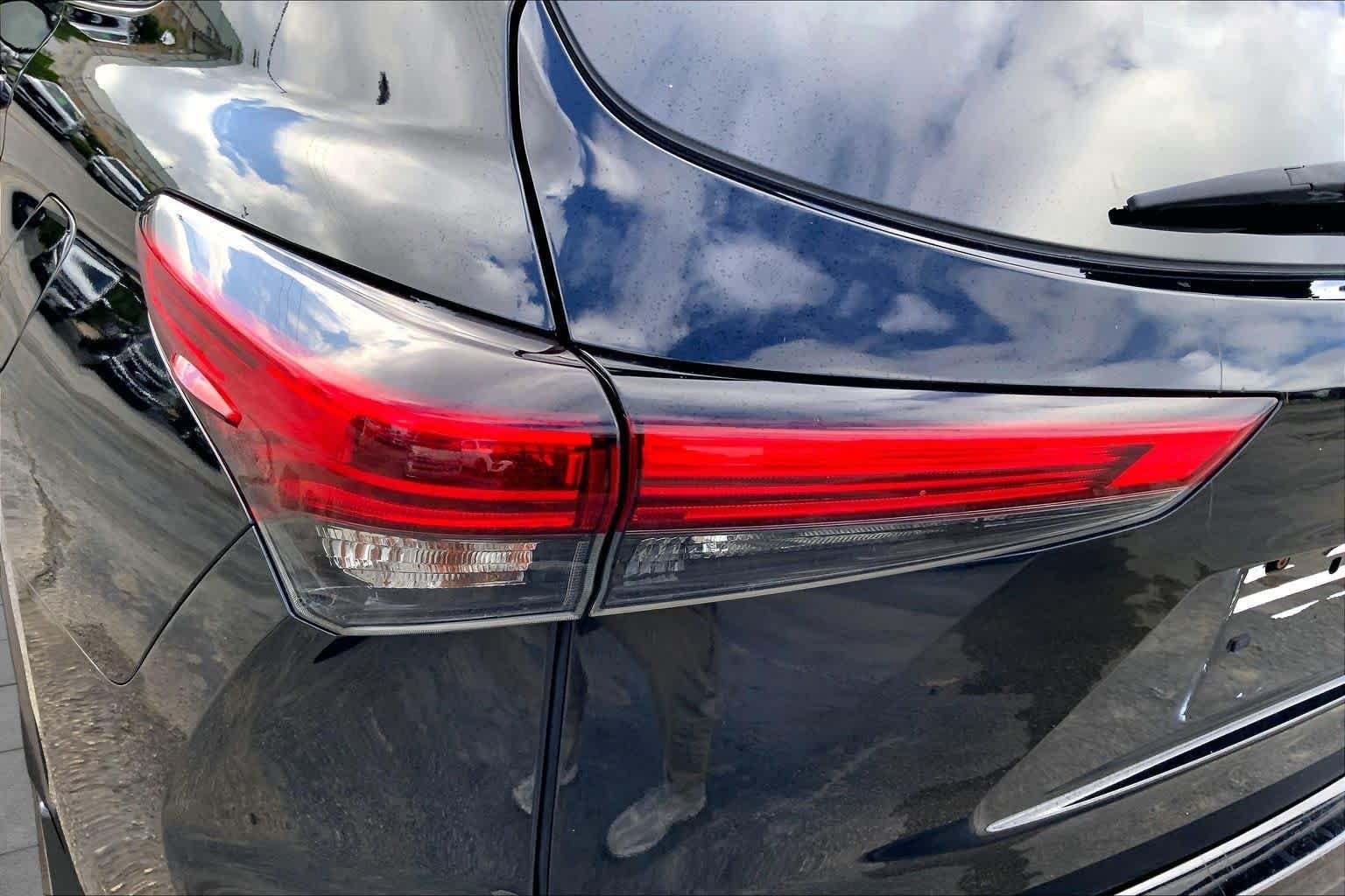 Used 2020 Midnight Black Metallic Toyota XLE image 26