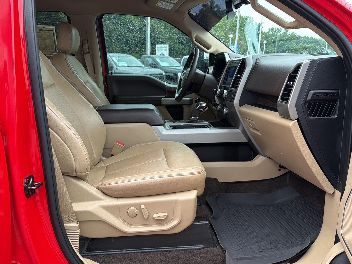 Used 2020 Race Red Ford LARIAT image 14