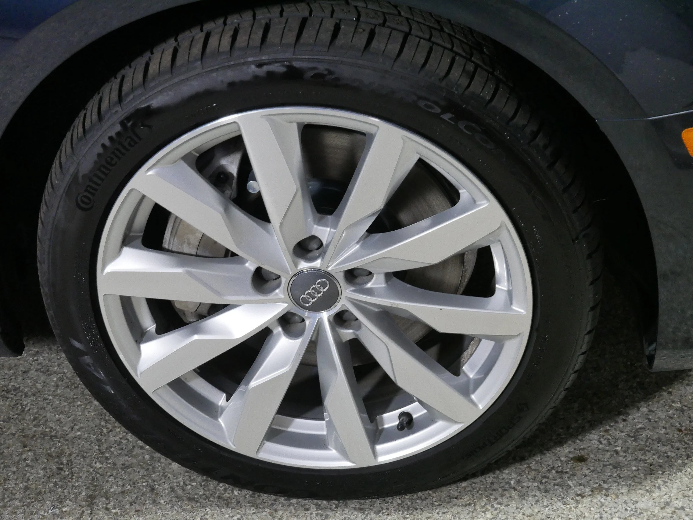 Used 2018 Gray Audi Premium image 15
