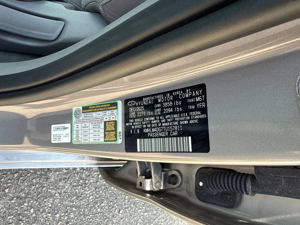 Used 2026 Silver Hyundai SEL Sport image 32