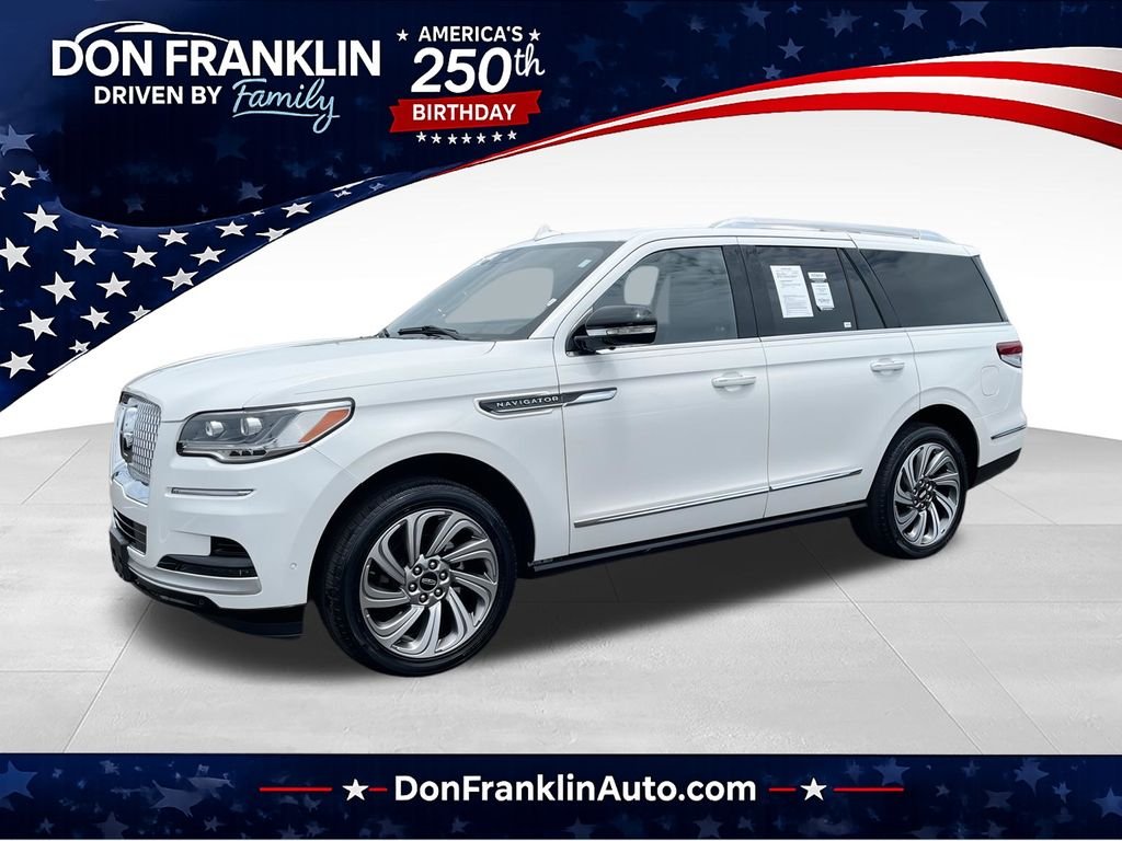2022 Lincoln Navigator Reserve 4WD's photo