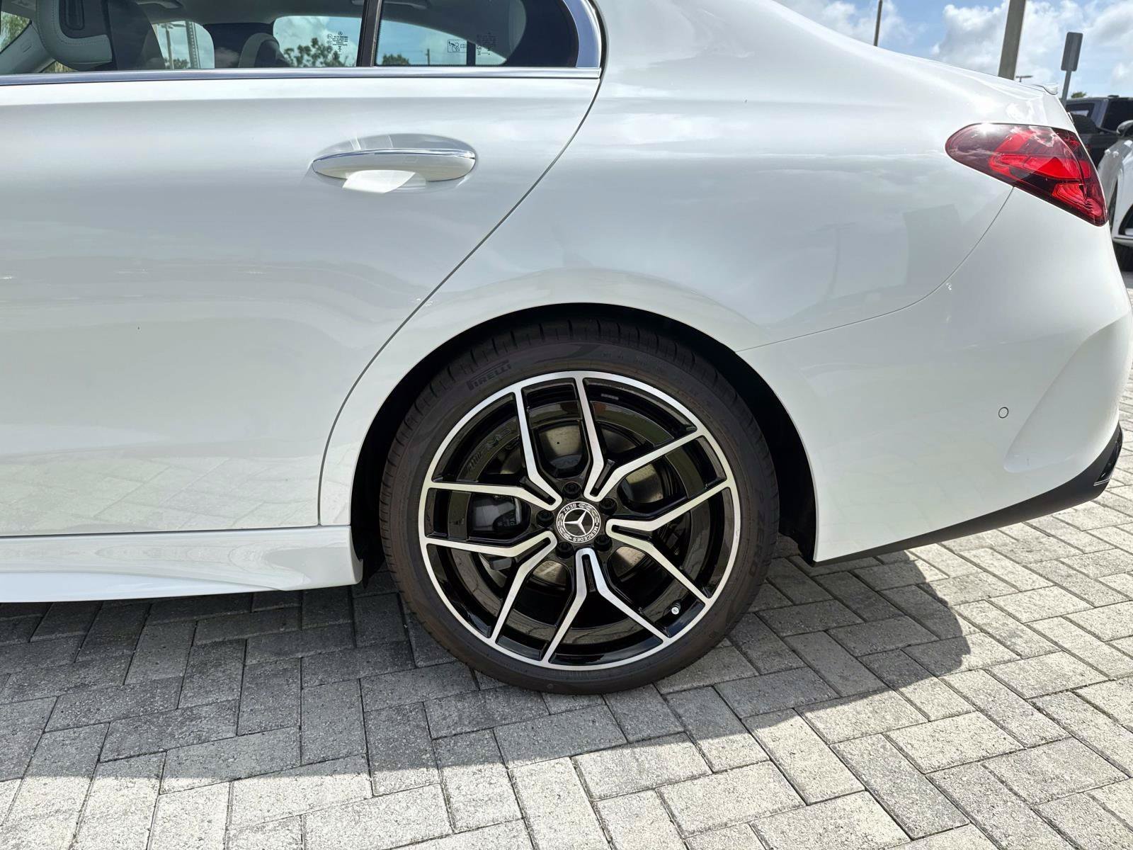 New 2026 Polar White Mercedes-Benz C 300 Sedan image 10