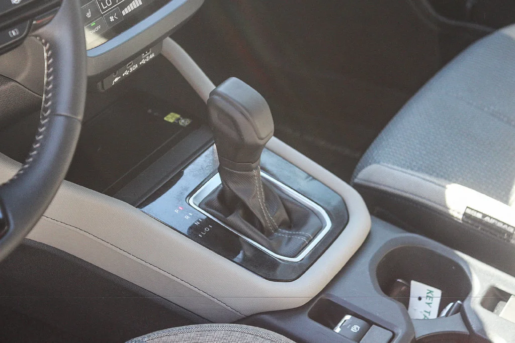 Used 2025 Gray Metallic Subaru Premium image 20