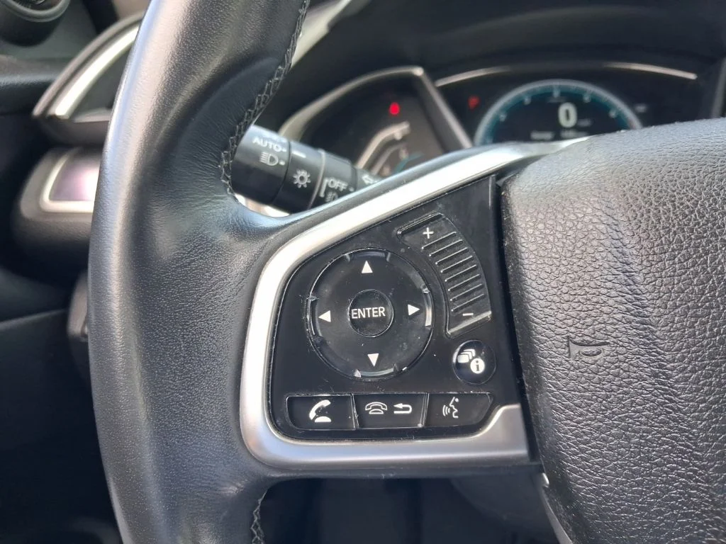 Used 2016  Honda EX-L image 26