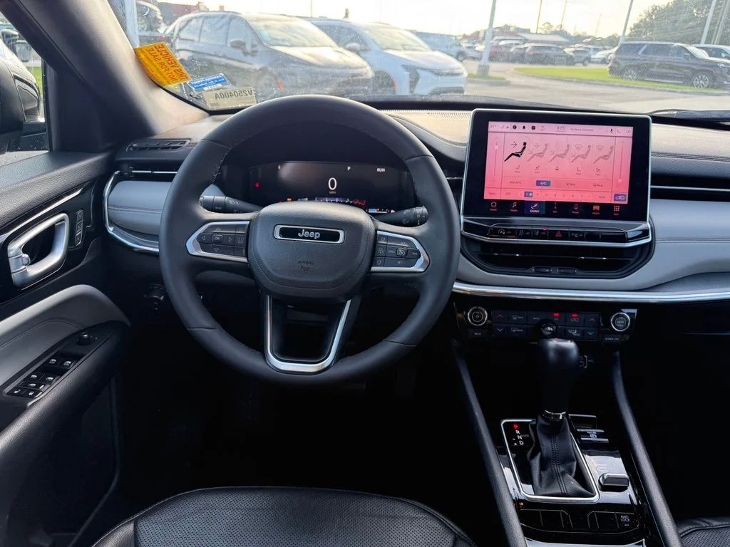 Used 2023 Gray Jeep Limited image 8
