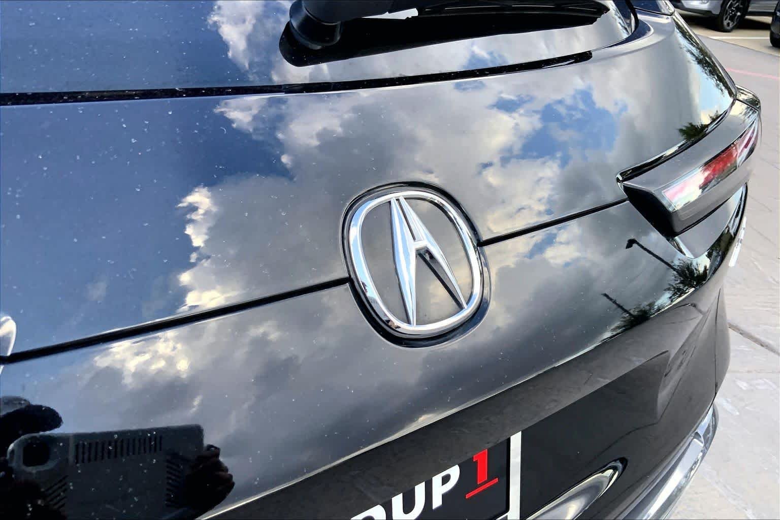 Used 2025 Crystal Black Pearl Acura  image 31