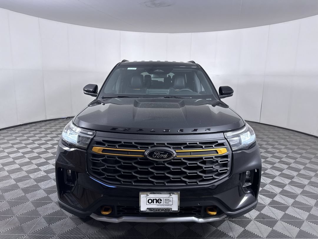 New 2026 Agate Black Metallic Ford Tremor image 30