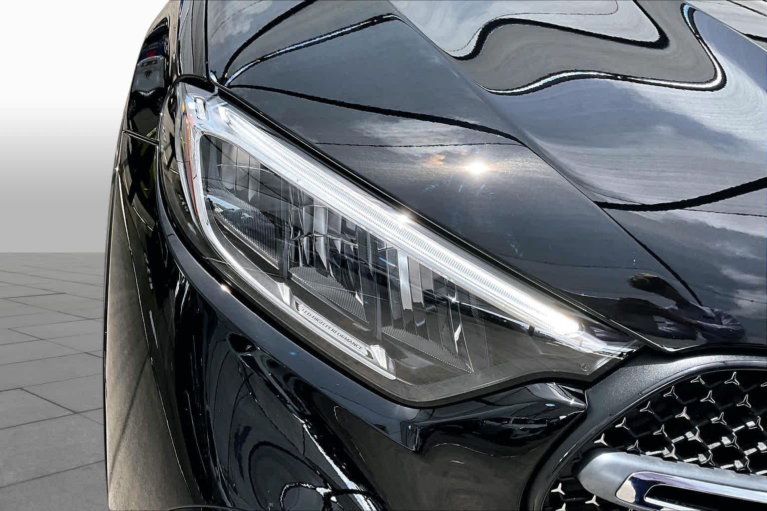 Certified Used 2026 Black Mercedes-Benz GLC 300 image 28