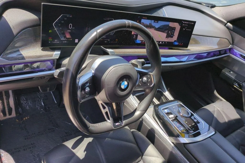 2023 BMW 7 Series 740i - Photo 9