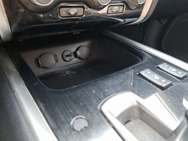Used 2016 Black Nissan SV image 17