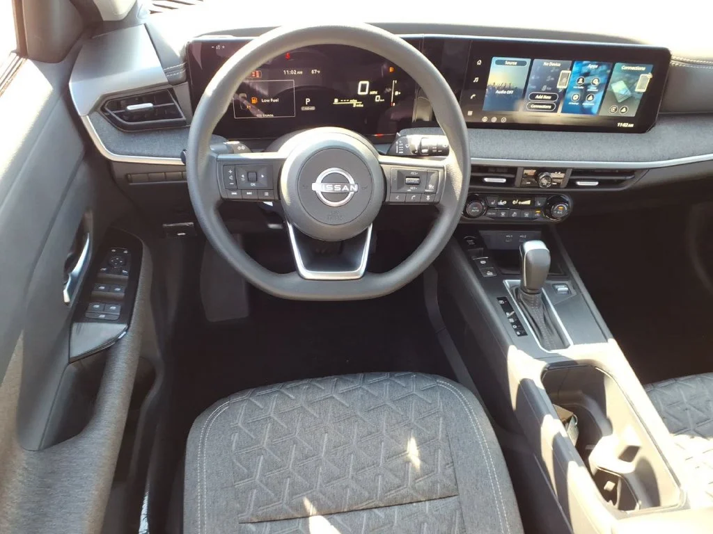 New 2027 Super Black Nissan SV image 10