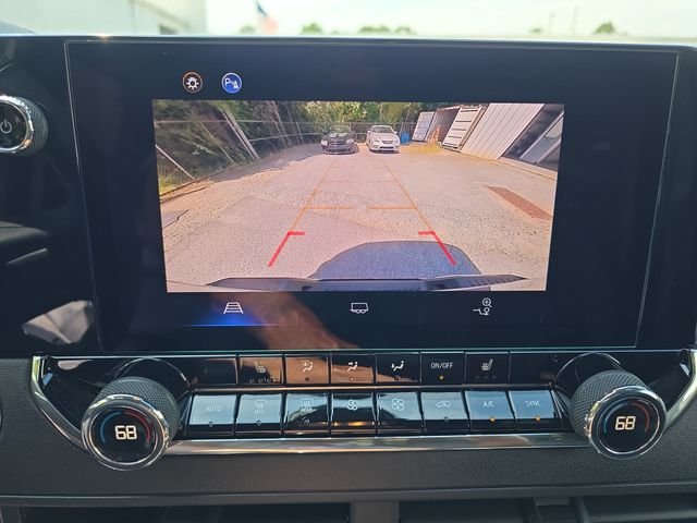 Used 2025 Red Chevrolet Trail Boss image 23