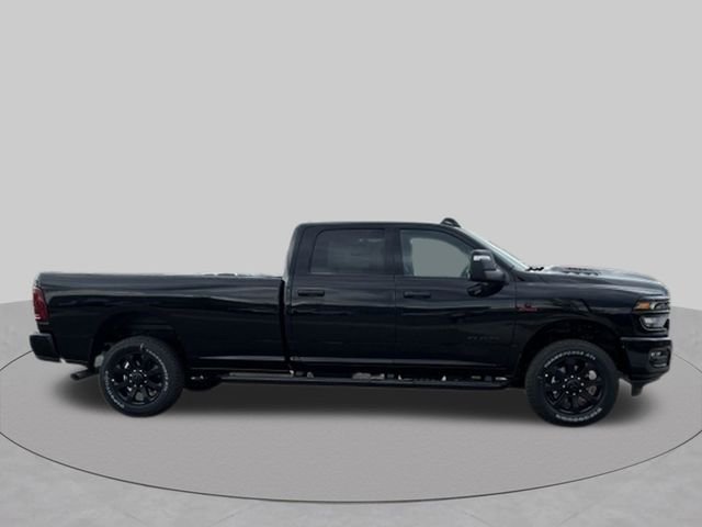 New 2026 Diamond Black Crystal Pearl-Coat Exterior Paint RAM Big Horn image 6