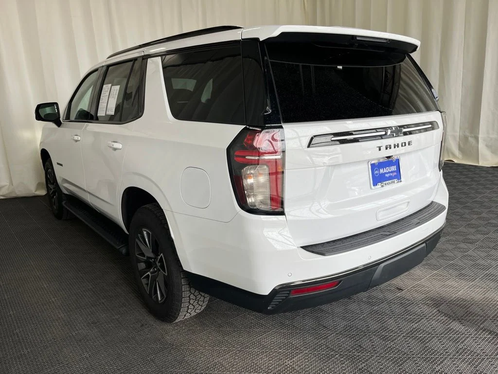 Used 2022 White Chevrolet Z71 image 25