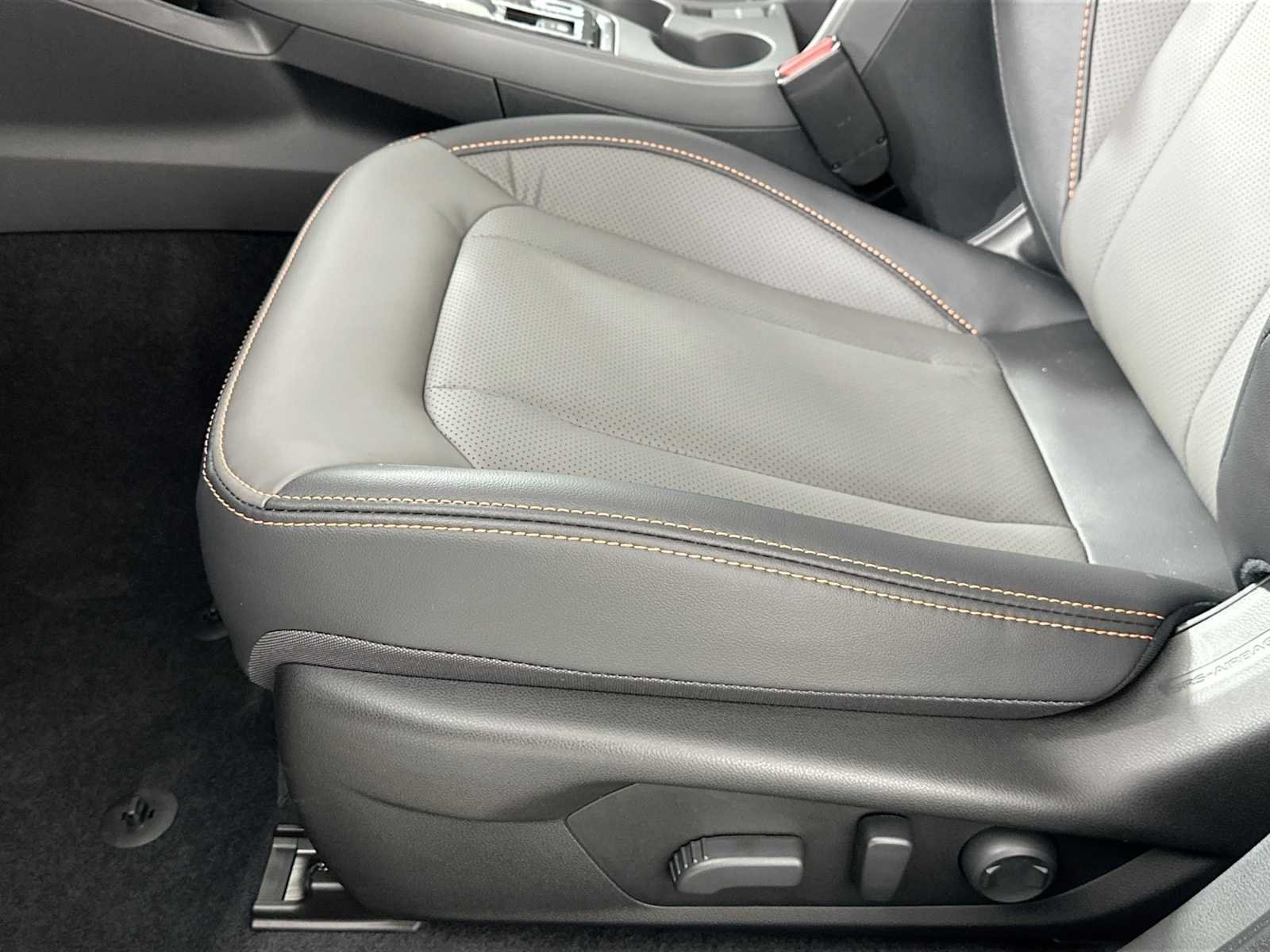 New 2026 ICE SILVER METALLIC Subaru Limited Hybrid image 18