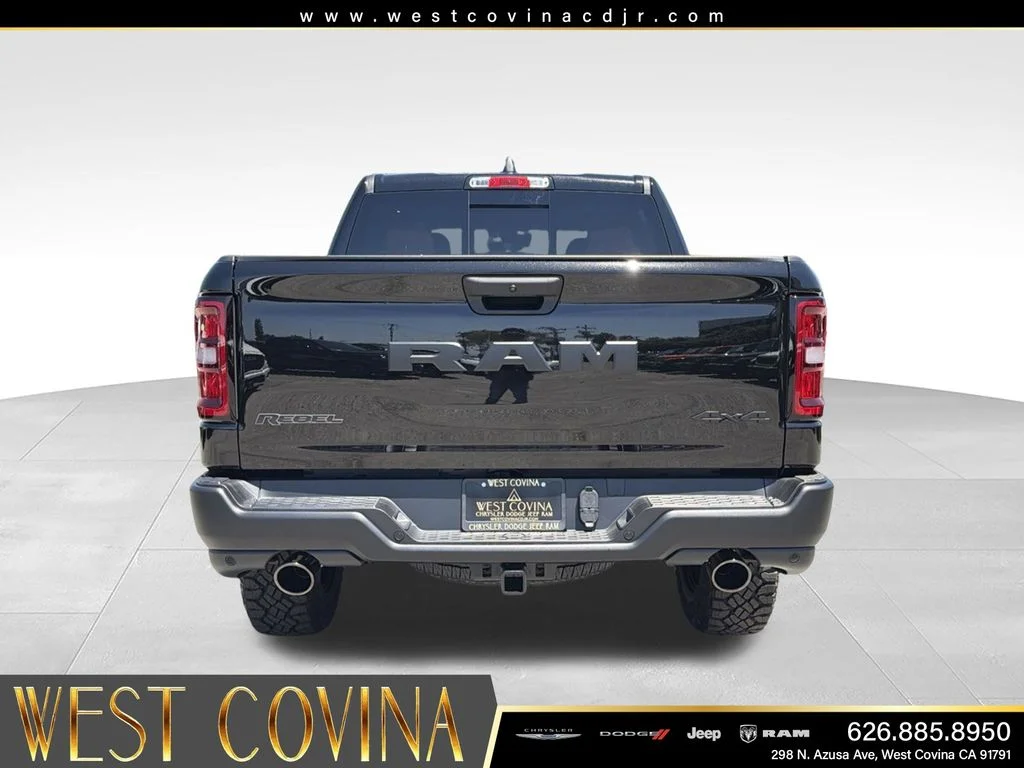 New 2026 Diamond Black Crystal Pearl-Coat Exterior Paint RAM Rebel image 9