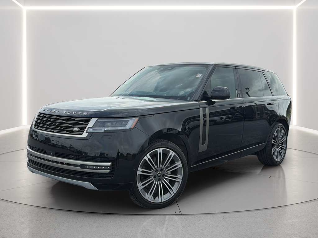 Used 2024 Black Land Rover SE image 9
