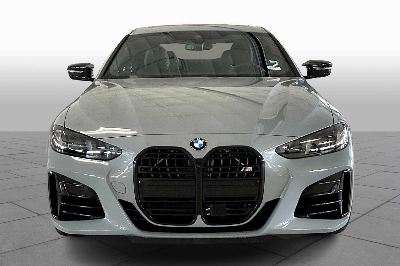 Used 2026 Brooklyn Grey Metallic BMW M440i image 3