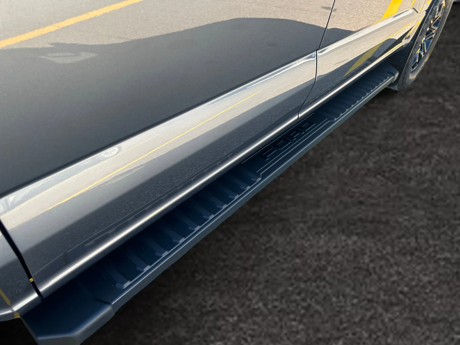 New 2026 Carbonized Grey Metallic Ford XLT image 11