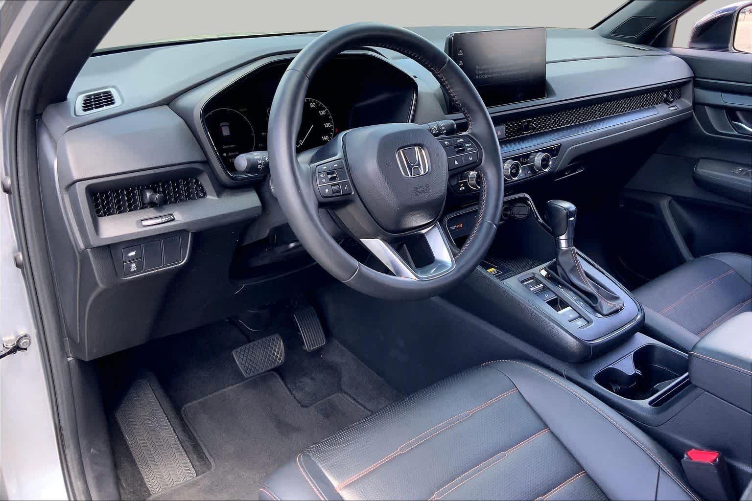 Used 2024 Lunar Silver Metallic Honda Sport-L image 17