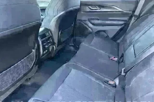 New 2025 Bright White Clear-Coat Exterior Paint Jeep Laredo X image 12