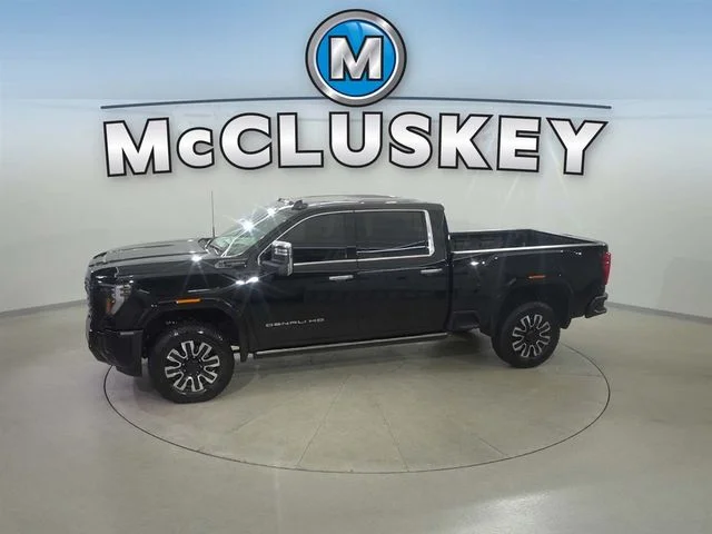 Used 2026 Black GMC Denali Ultimate image 32