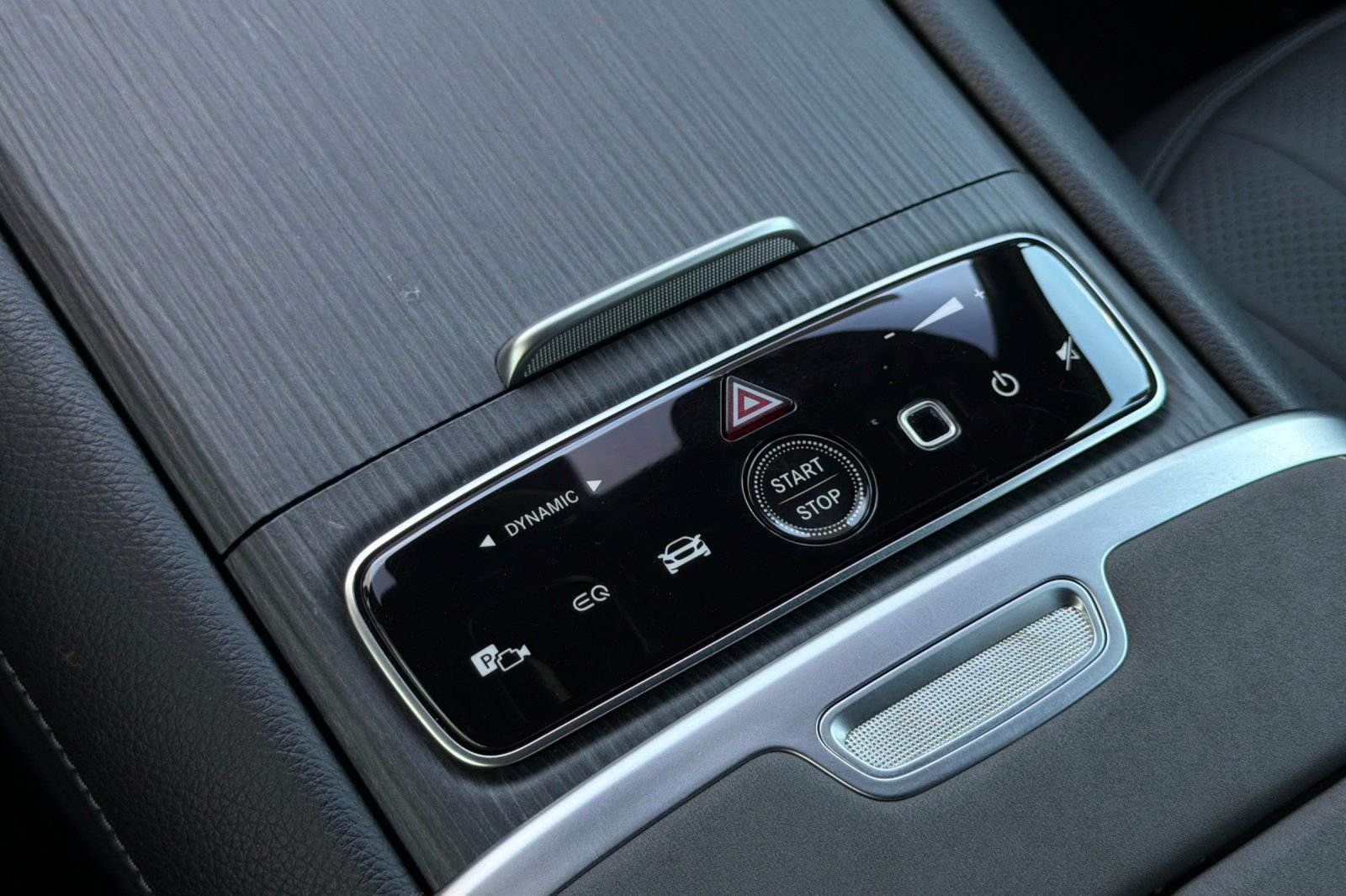 Certified Used 2023 Gray Mercedes-Benz 580 image 21