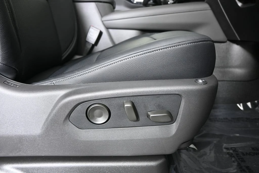 2026 Chevrolet Tahoe LS - Photo 14