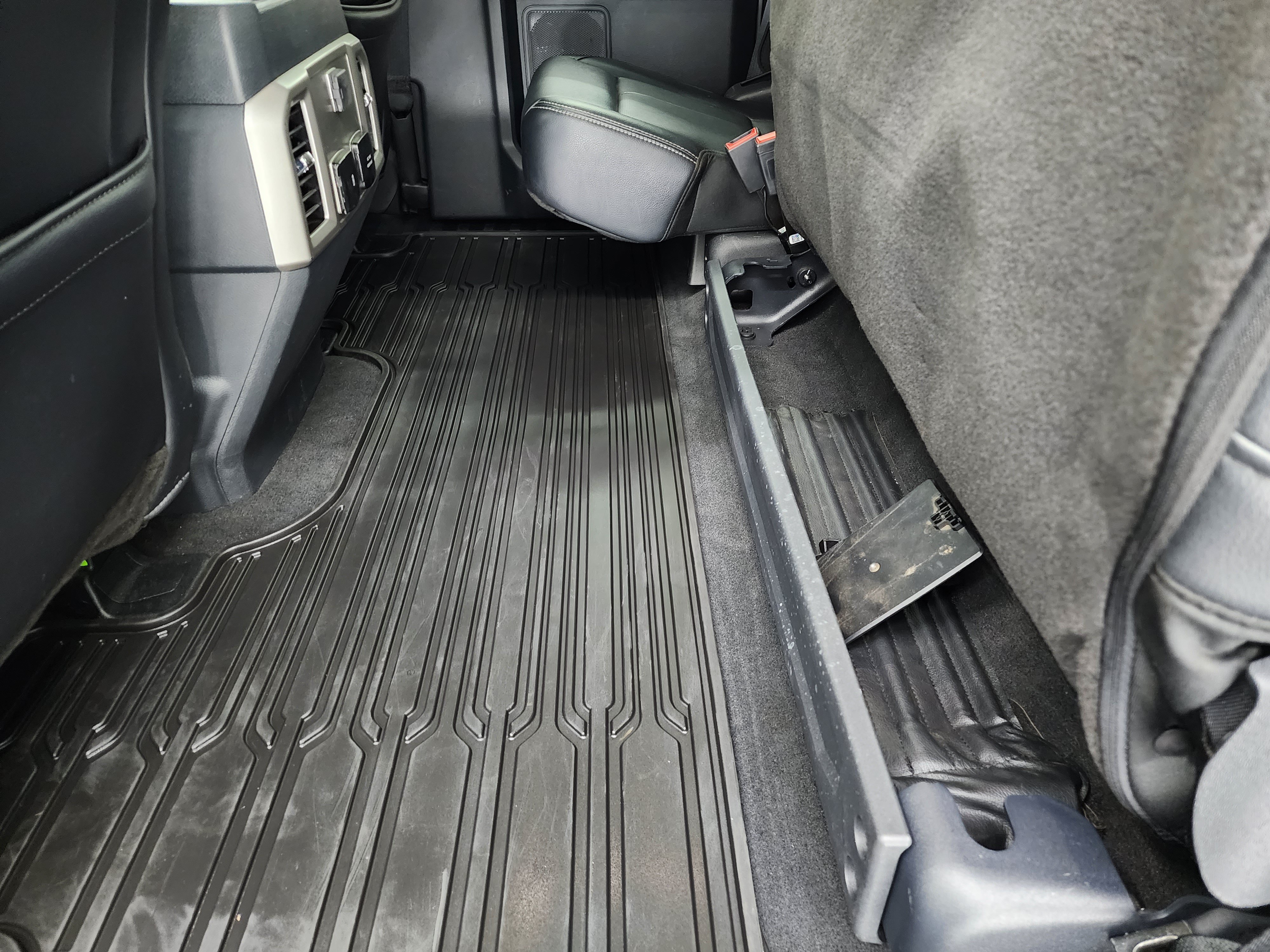 Used 2022 Carbonized Gray Metallic Ford 4x4 SuperCab Lariat w/FX4: SUPERCAB-SHORTBOX-SRW-6.7L DIESEL-NAV-FX4-HEAT/COOL SEATS-NEW TIRES image 41