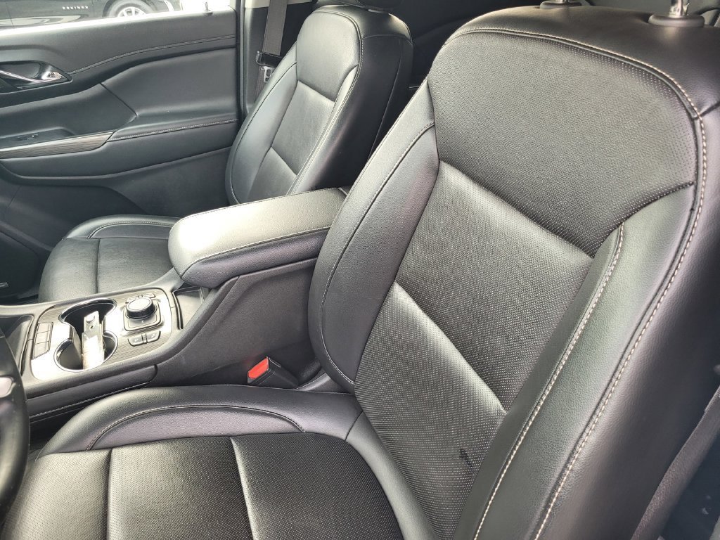 2023 GMC Acadia SLT - Photo 15