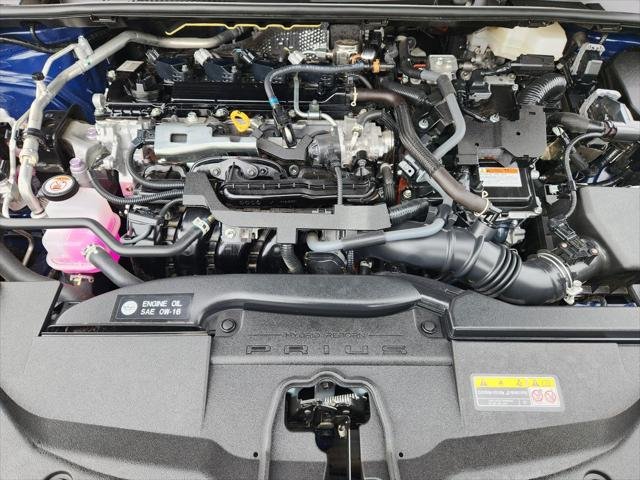 Certified Used 2025 RESERVOIR BLUE Toyota  image 33