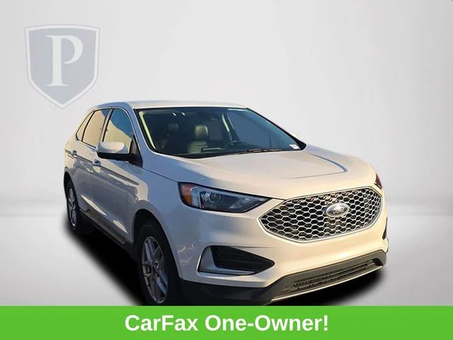 Certified Used 2024 White Ford SEL image 4