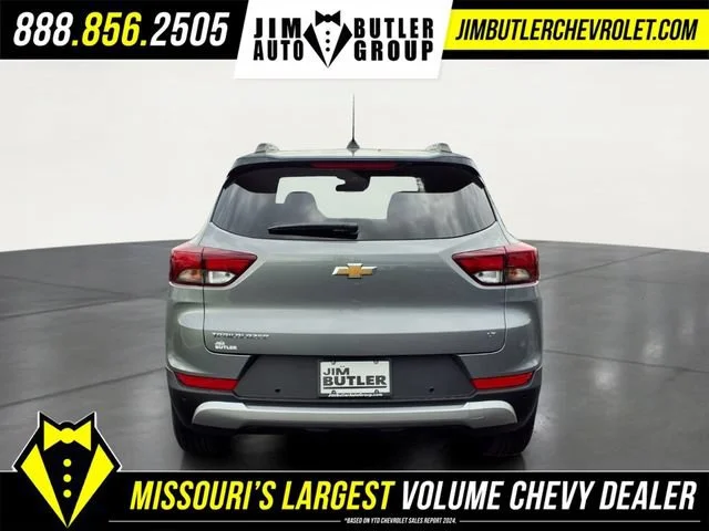 New 2026 Sterling Gray Metallic Chevrolet LT image 19