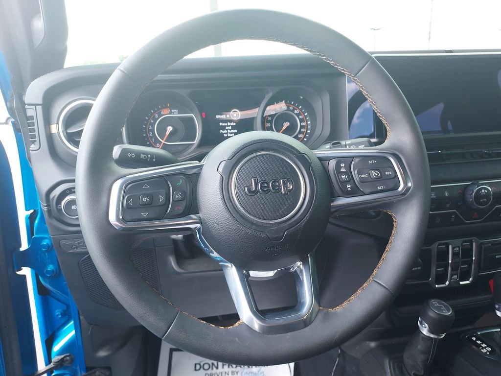 Used 2024 Blue Jeep Sahara image 17