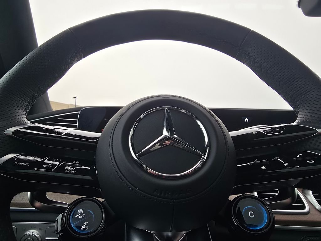 New 2026 MANUFAKTUR Alpine Grey Mercedes-Benz GLE 63 S AMG® image 30