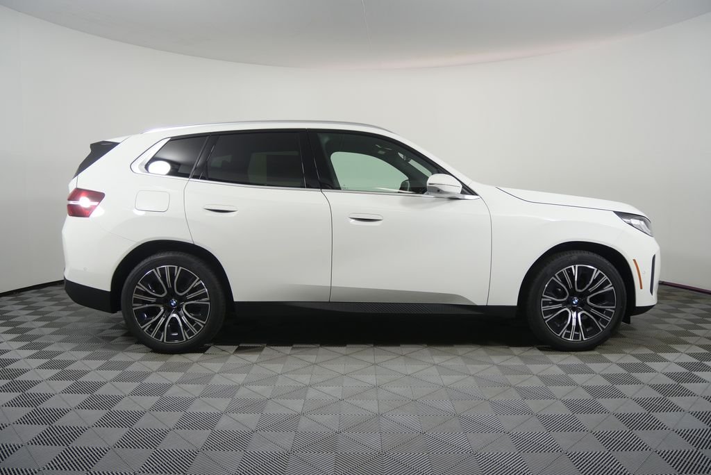 New 2026 Alpine White BMW 30 xDrive image 2