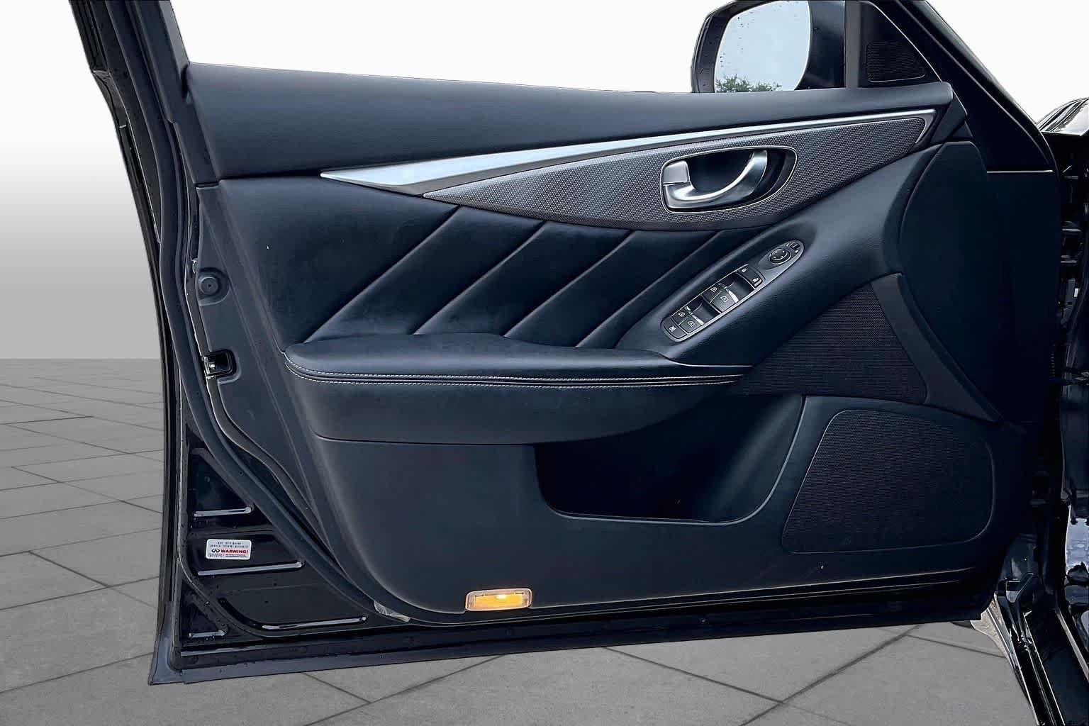 Used 2015 Black Obsidian INFINITI Premium image 20